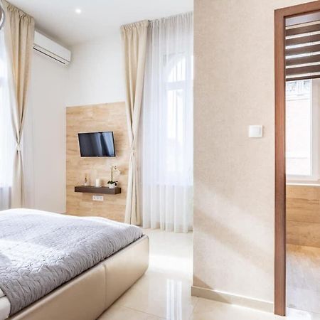 Splendid Perfectly Located Flat With Sauna Budapeste Exterior foto