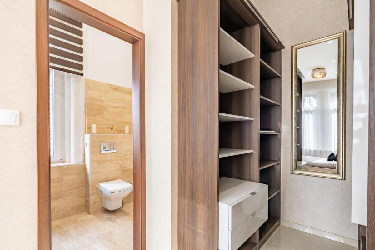 Splendid Perfectly Located Flat With Sauna Budapeste Exterior foto